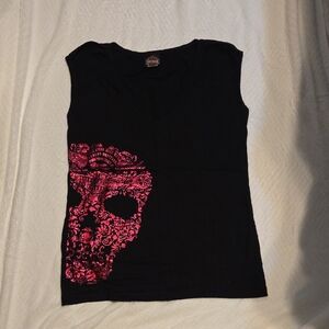 Harley-Davidson Black Tee with Pink Skull Design